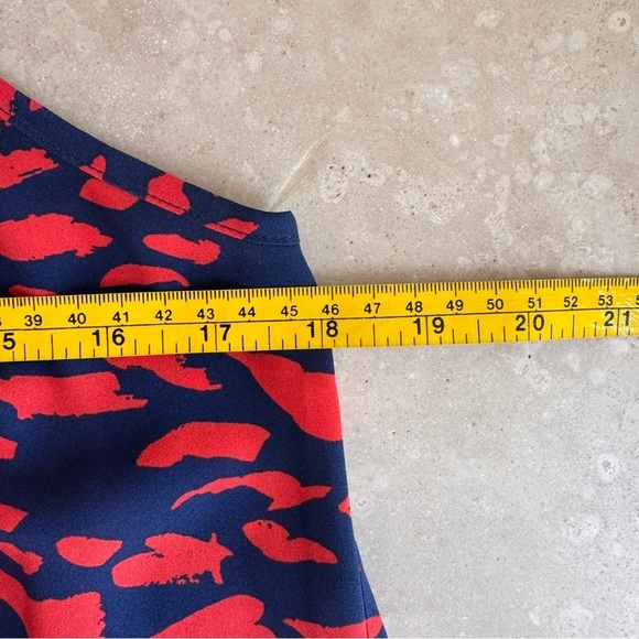 CAbi Smooch Cami Multicolor Printed Spaghetti Strap Womens Size S 5548 - Picture 9 of 14